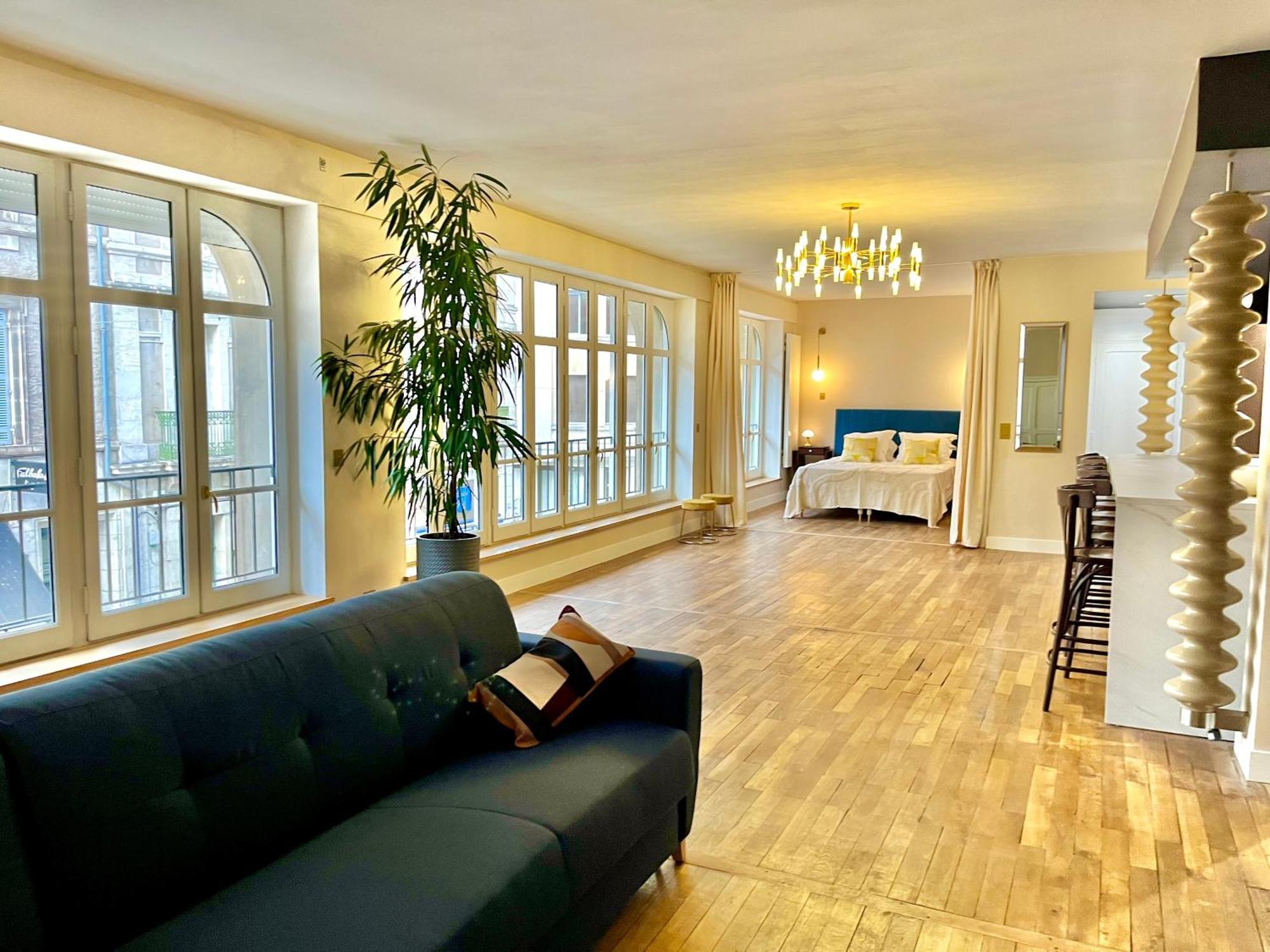 Loft Me - Entre Art Deco Et Loft A L'Americaine Périgueux Εξωτερικό φωτογραφία
